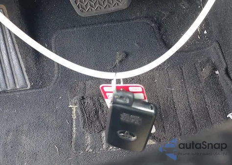 2014 Toyota Avalon Hybrid Xle Touring from USA, damaged, VIN 4T1BD1EB9EU027285